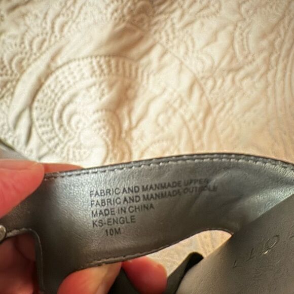 Karen Scott Black Geometric Slide Sandals - Picture 5 of 10